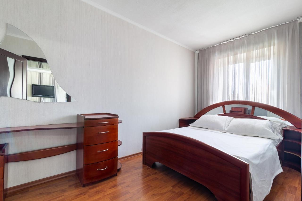 New Apartment Lux In Most City Area Dnipro Exterior photo